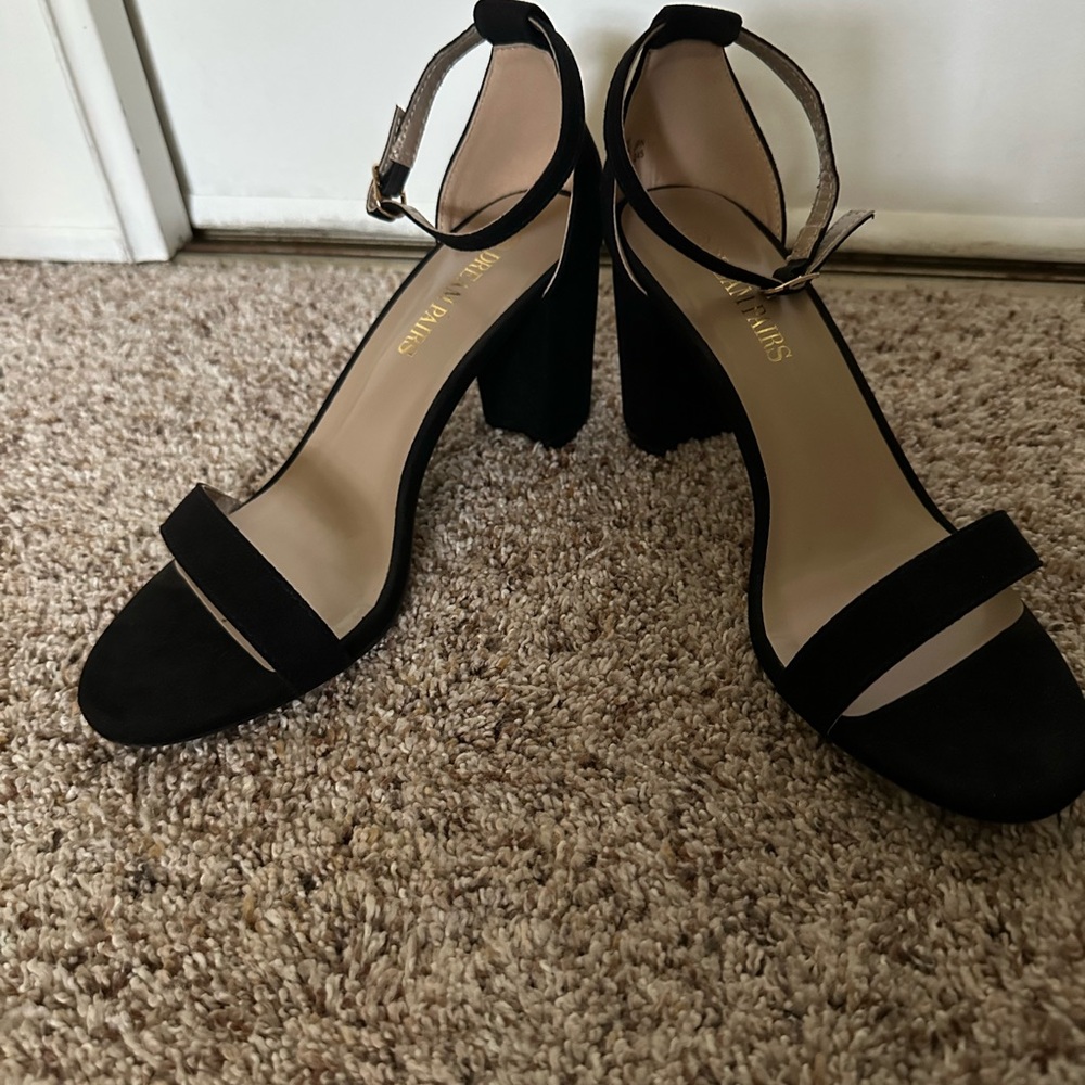 Dream Pairs Black Block Heels